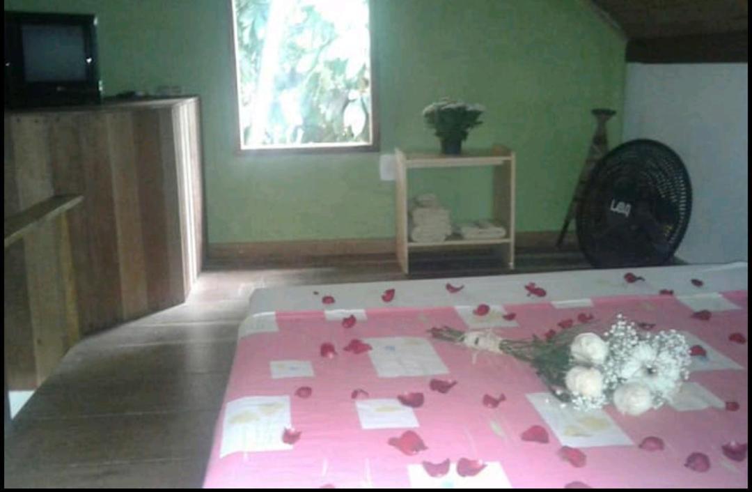 Chale Das Flores Trindade  Luaran gambar